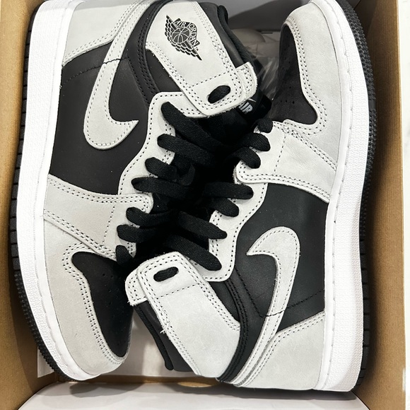 NIKE Jordan 1 Retro High Top Shadow 2.0 - Picture 1 of 7